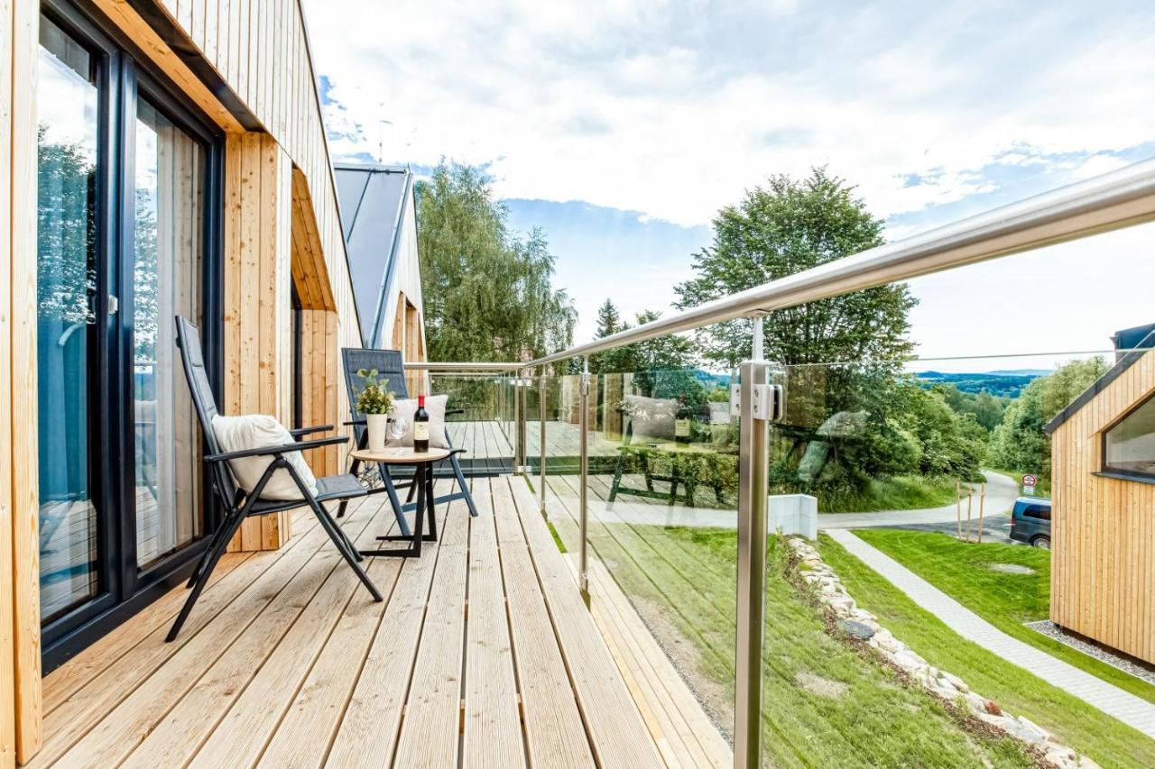 Apartmany Karlovy Dvory Horní Planá エクステリア 写真