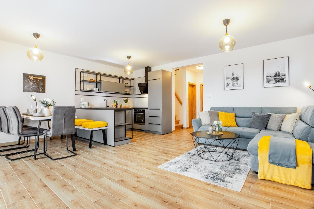 Apartmany Karlovy Dvory Horní Planá エクステリア 写真