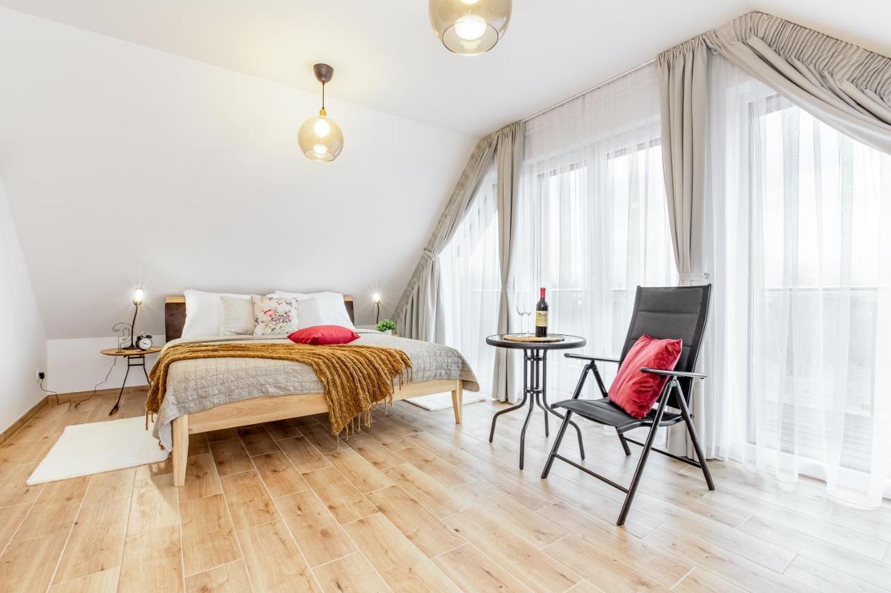 Apartmany Karlovy Dvory Horní Planá エクステリア 写真