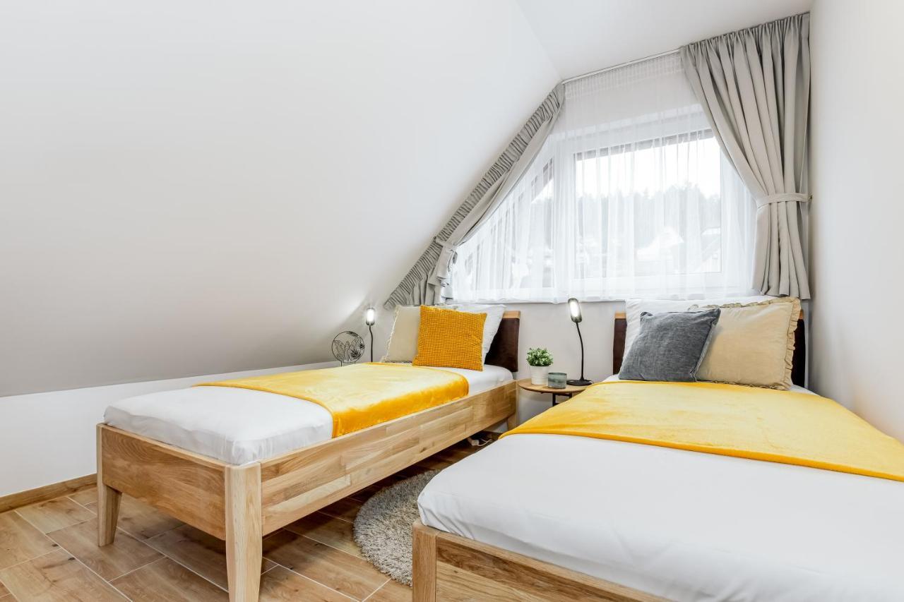 Apartmany Karlovy Dvory Horní Planá エクステリア 写真
